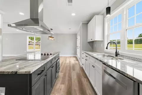 Kitchen - 305 Tribble St, Honea Path, SC 29654 photo 4 of 4