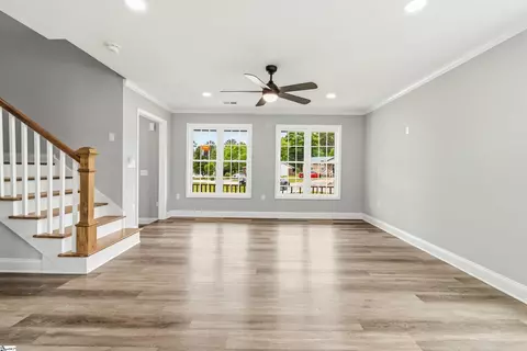 Living - 305 Tribble St, Honea Path, SC 29654 photo 3 of 6