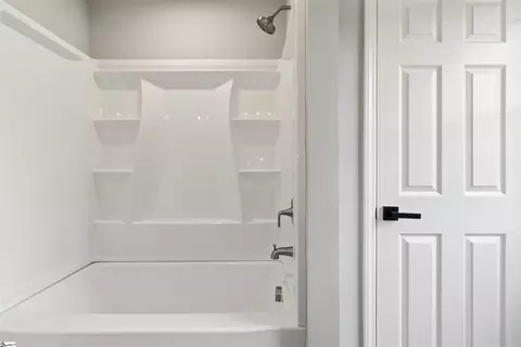 Bath - 305 Tribble St, Honea Path, SC 29654 photo 5 of 5