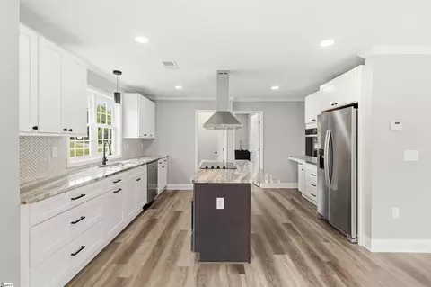 Kitchen - 305 Tribble St, Honea Path, SC 29654 photo 1 of 4