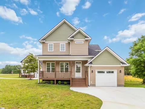 307 Tribble St, Honea Path, SC 29654