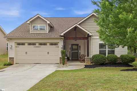 9 Gamesford Ct, Simpsonville, SC 29680