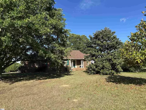 Exterior - 112 Arnold Rd, Pelzer, SC 29669 photo 5 of 12
