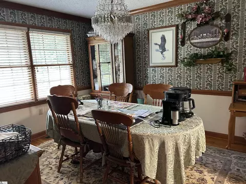Dining - 112 Arnold Rd, Pelzer, SC 29669 photo 2 of 2