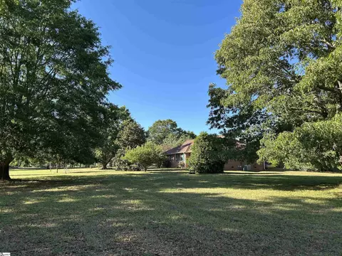 Exterior - 112 Arnold Rd, Pelzer, SC 29669 photo 3 of 12