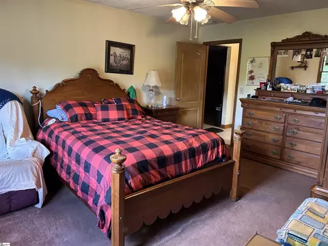 Bedroom - 112 Arnold Rd, Pelzer, SC 29669 photo 1 of 5
