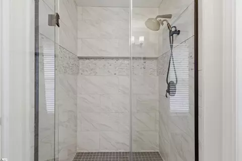 Bath - 360 Topsail Dr, Waterloo, SC 29384 photo 4 of 5
