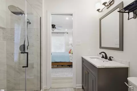 Bath - 360 Topsail Dr, Waterloo, SC 29384 photo 5 of 5