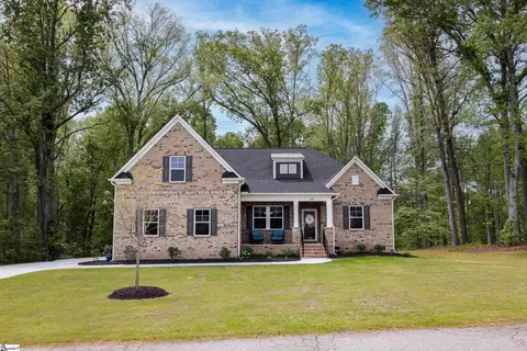 209 Eagles View Dr, Seneca, SC 29678
