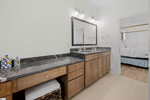 Bath - 209 Eagles View Dr, Seneca, SC 29678 photo 6 of 9