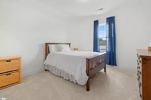 Bedroom - 209 Eagles View Dr, Seneca, SC 29678 photo 5 of 6