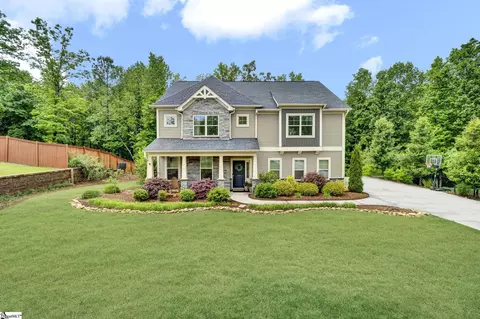 Exterior - 306 Avendell Dr, Easley, SC 29642 photo 4 of 13