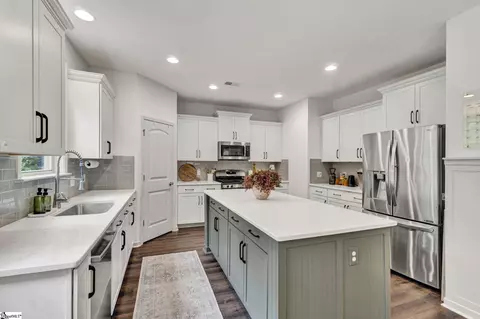 Kitchen - 306 Avendell Dr, Easley, SC 29642 photo 1 of 4