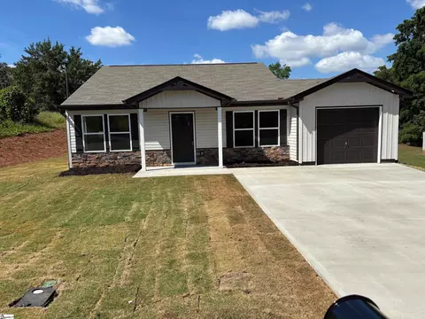 145 Carson Cir, Chesnee, SC 29323