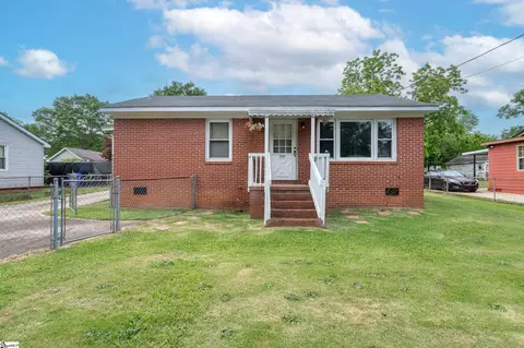 109 Clemson Ave, Greenville, SC 29611