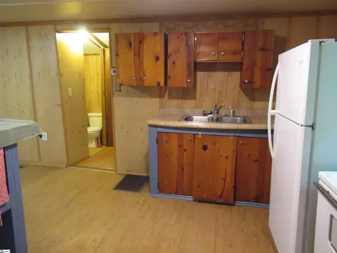 Kitchen - 437 435 West Gate Rd, Pickens, SC 29671 photo 4 of 4