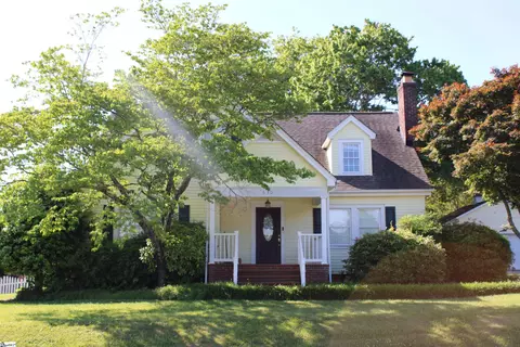 630 College St, Central, SC 29630