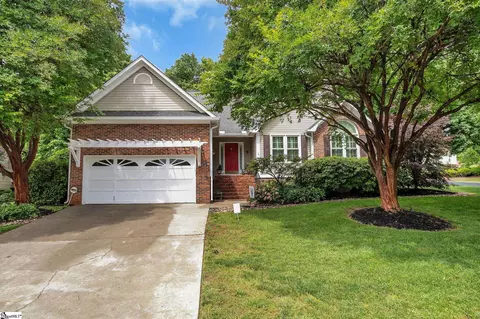 215 Northfield Ln, Simpsonville, SC 29681