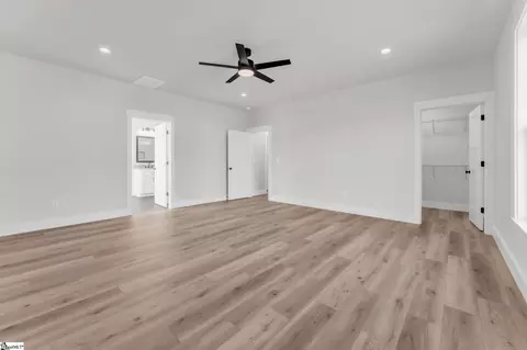 Bedroom - 150 Babb Rd, Campobello, SC 29322 photo 3 of 11