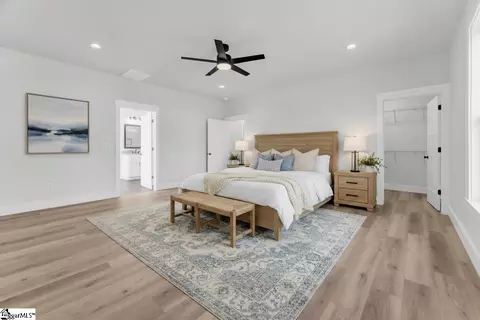 Bedroom - 150 Babb Rd, Campobello, SC 29322 photo 2 of 11