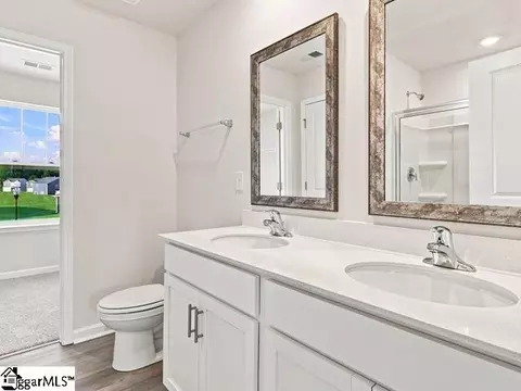 Bath - 1216 Golf Dr, Roebuck, SC 29376 photo 3 of 4