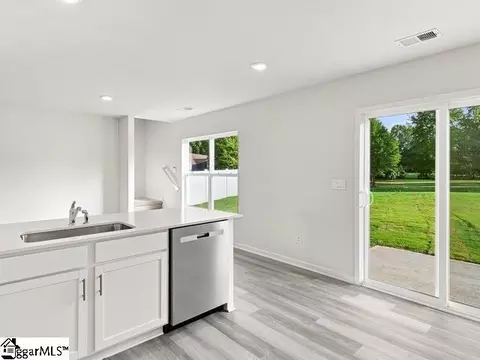 Kitchen - 1216 Golf Dr, Roebuck, SC 29376 photo 7 of 7