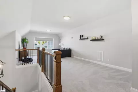Entry Way - 103 Ridan Rd, Mauldin, SC 29662 photo 2 of 2
