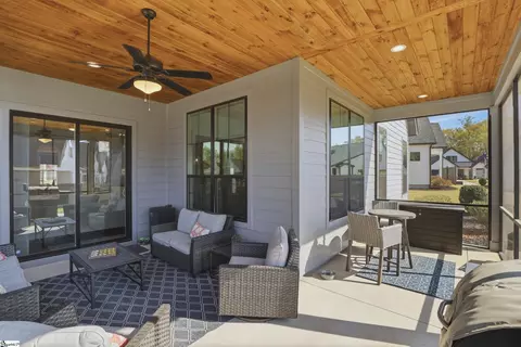 Exterior - 103 Ridan Rd, Mauldin, SC 29662 photo 3 of 5