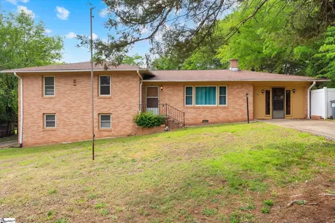 16 Tasha Dr, Pelzer, SC 29669
