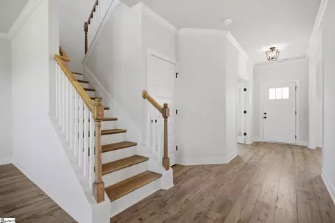 Entry Way - 93 Boggs Rd, Pelzer, SC 29669 photo 7 of 10