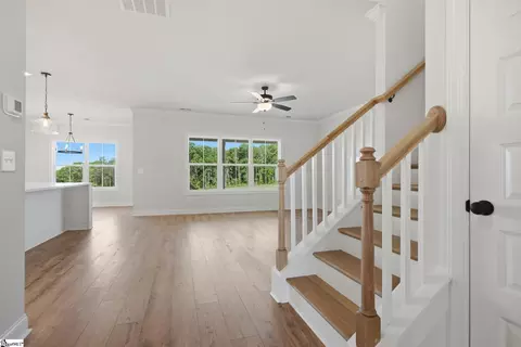 Entry Way - 93 Boggs Rd, Pelzer, SC 29669 photo 3 of 10