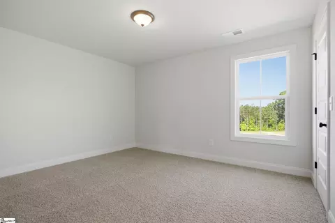 Bedroom - 93 Boggs Rd, Pelzer, SC 29669 photo 6 of 7