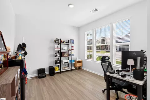 Entry Way - 14 Leander Dr, Greer, SC 29651 photo 3 of 7