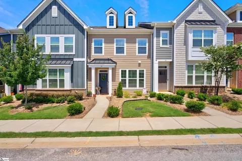Exterior - 14 Leander Dr, Greer, SC 29651 photo 2 of 7