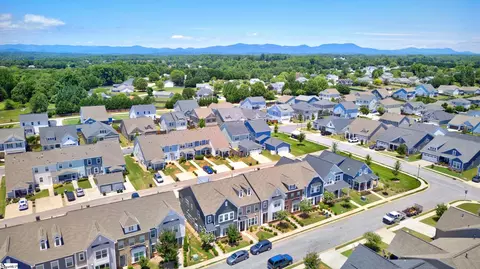 View/Area - 14 Leander Dr, Greer, SC 29651 photo 4 of 8