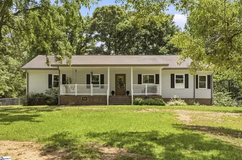 7446 Neely Ferry Rd, Laurens, SC 29360