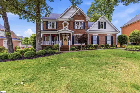 102 Cricken Tree Dr, Simpsonville, SC 29681