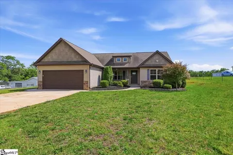 301 W Gap Creek Rd, Greer, SC 29651