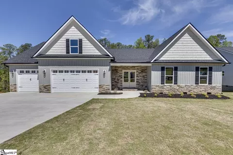 121 Hideaway Ln, Easley, SC 29640
