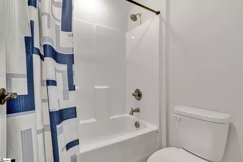 Bath - 106 Sevan Ln, Powdersville, SC 29642 photo 4 of 4