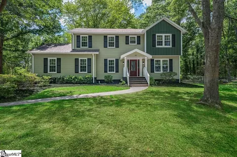 113 Lexington Ct, Simpsonville, SC 29681