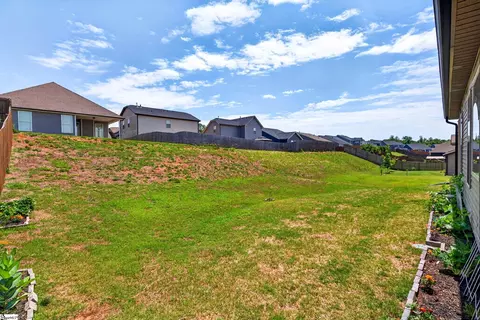 Exterior - 541 Chantry Ln, Moore, SC 29369 photo 6 of 6