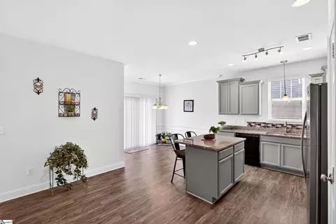 Kitchen - 541 Chantry Ln, Moore, SC 29369 photo 1 of 1