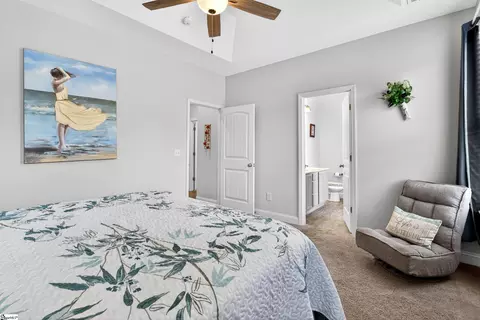 Bedroom - 541 Chantry Ln, Moore, SC 29369 photo 2 of 3