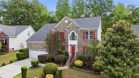 39 Waters Reach Ln, Simpsonville, SC 29681