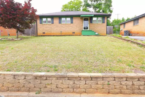 127 Norris Ct, Spartanburg, SC 29306