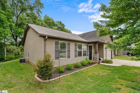 Exterior - 108 Belspring Ln, Anderson, SC 29621 photo 3 of 5