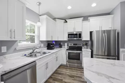 Kitchen - 1020 Scott Rd, Anderson, SC 29621 photo 1 of 5