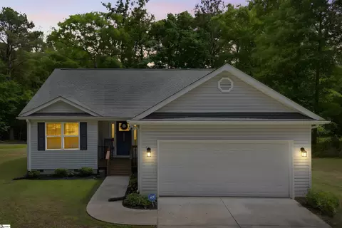 Exterior - 1020 Scott Rd, Anderson, SC 29621 photo 2 of 4