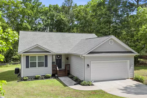 Exterior - 1020 Scott Rd, Anderson, SC 29621 photo 3 of 4